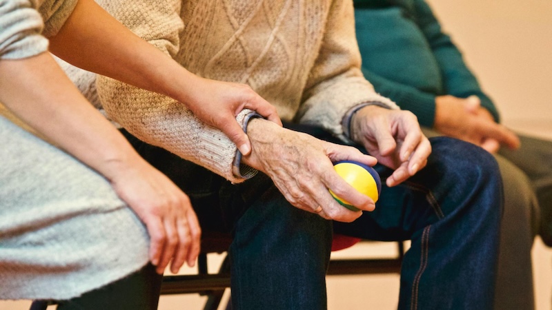 Quels sont les nouveaux médicaments contre la maladie de Parkinson (et comment les obtenir au Chili) ?